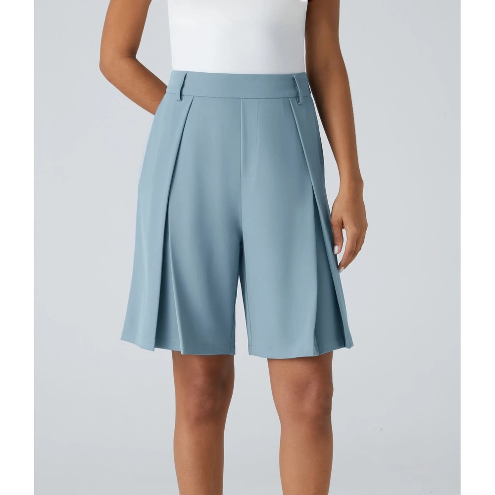 HALARA Light Blue Pleated Bermuda Shorts
